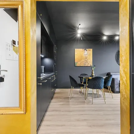 Lam Klimt - Ac - Balcony * Bratislava